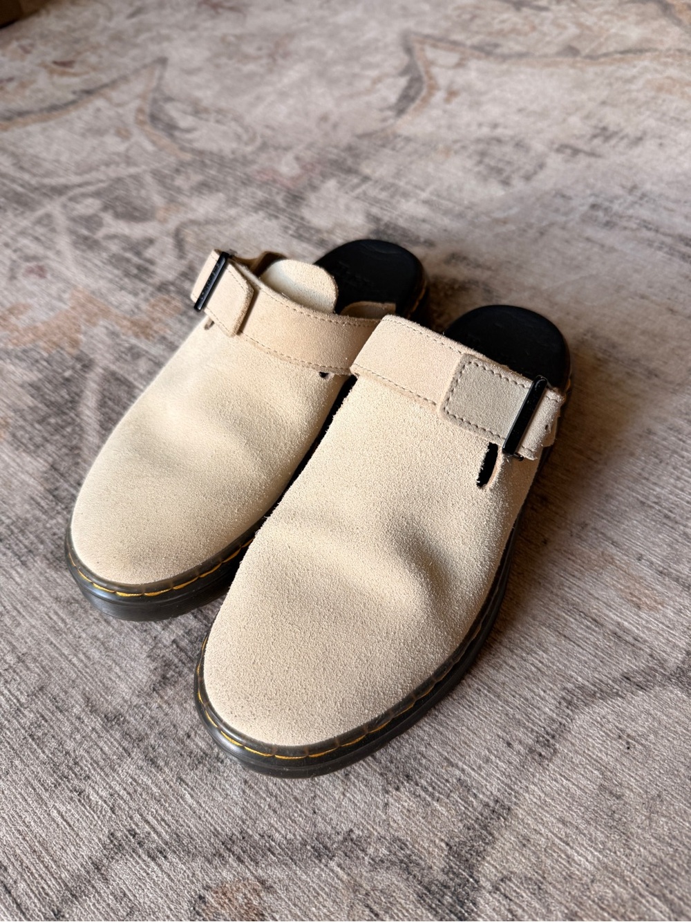 Doc Martens Carlson Clogs Slingback– Women’s Cream | Suede Leather - Picture 8 of 9